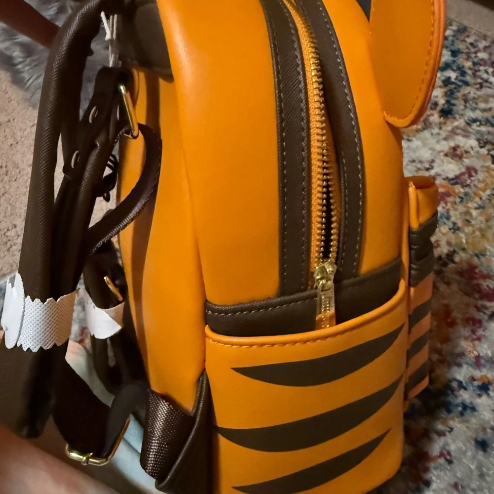 Loungefly Disney Tigger Orange Mini Backpack - Picture 5 of 7